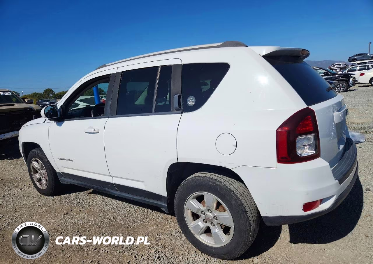 2017 Jeep Compass Latitude VIN:1C4NJCEA9HD117361 - 2