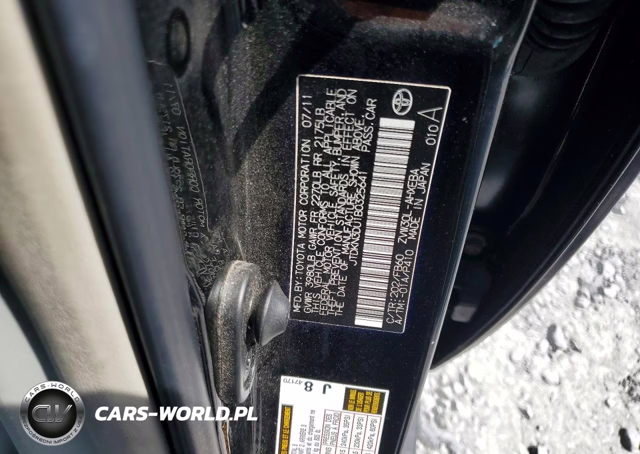 2011 Toyota Prius Three VIN:JTDKN3DU1B0325641 - 14