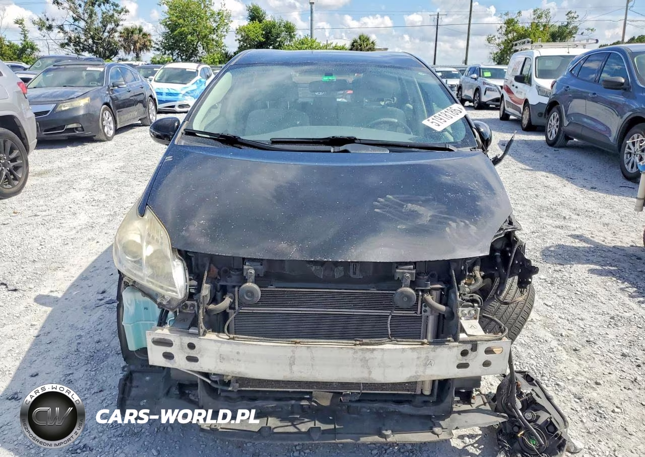 2011 Toyota Prius Three VIN:JTDKN3DU1B0325641 - 5