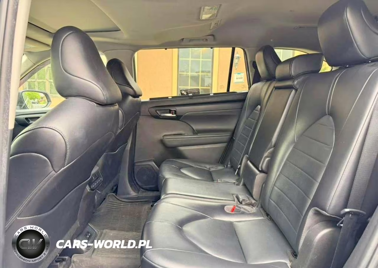2022 Toyota Highlander Xle VIN:5TDGZRBH5NS591314 - 9