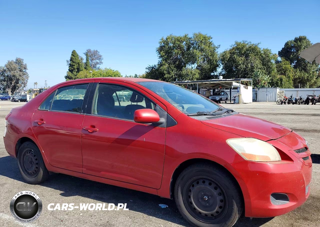 2007 Toyt Yaris VIN:JTDBT923871039838 - 4