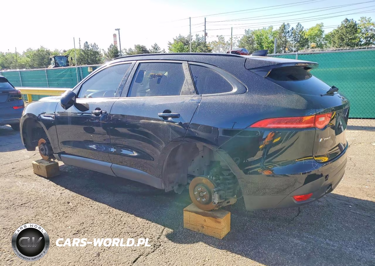 2018 Jaguar F-Pace Premium VIN:SADCJ2FX1JA268775 - 2