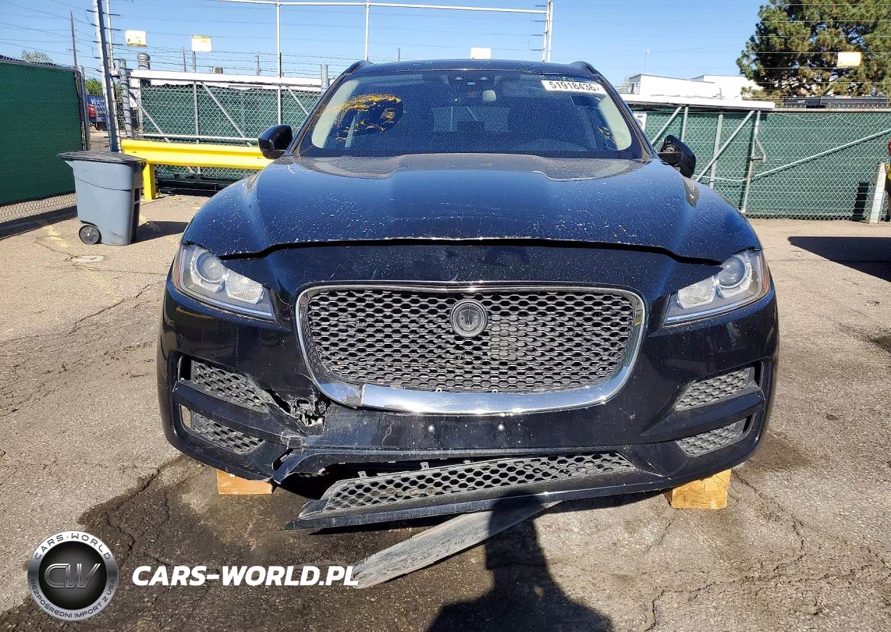 2018 Jaguar F-Pace Premium VIN:SADCJ2FX1JA268775 - 5