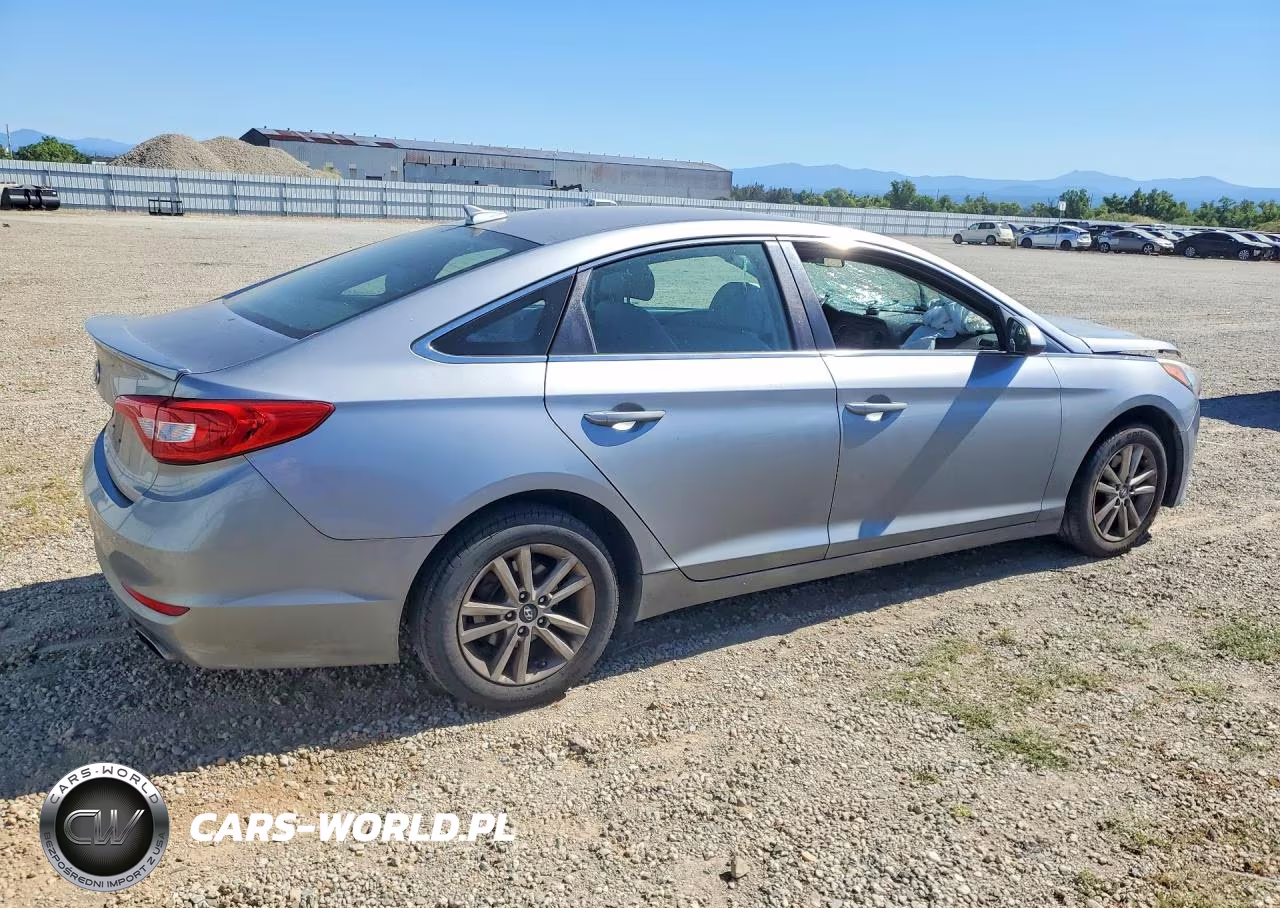 2015 Hyundai Sonata Se VIN:5NPE24AF2FH011927 - 3