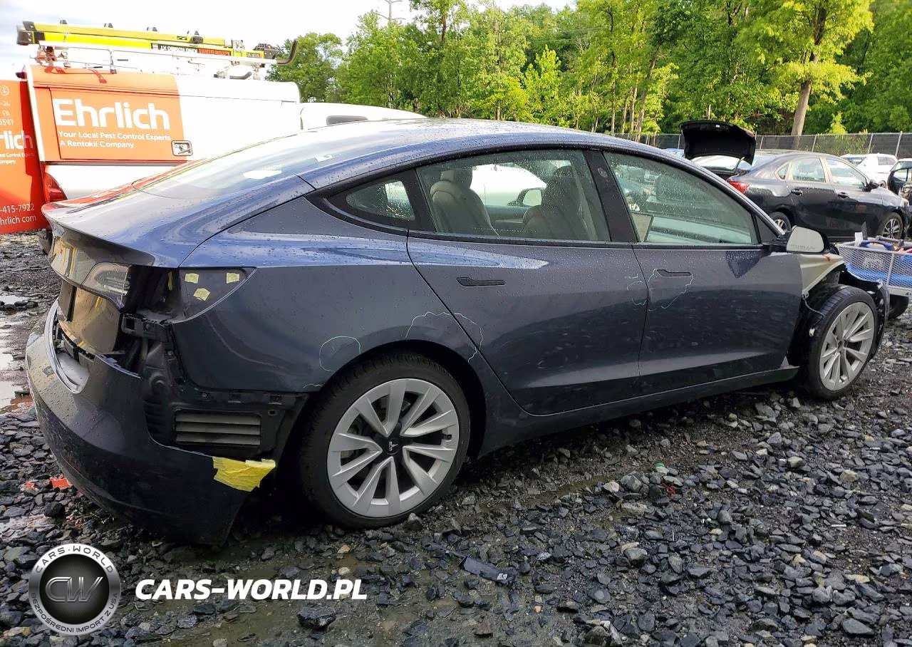 2022 Tesla Model 3 VIN:5YJ3E1EA6NF370318 - 3
