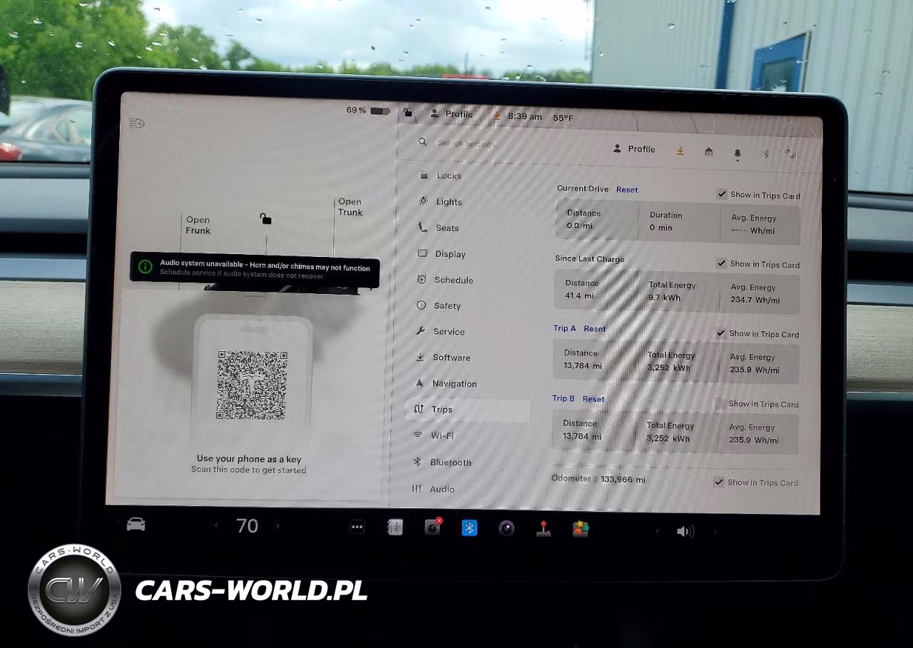 2022 Tesla Model 3 VIN:5YJ3E1EA6NF370318 - 9