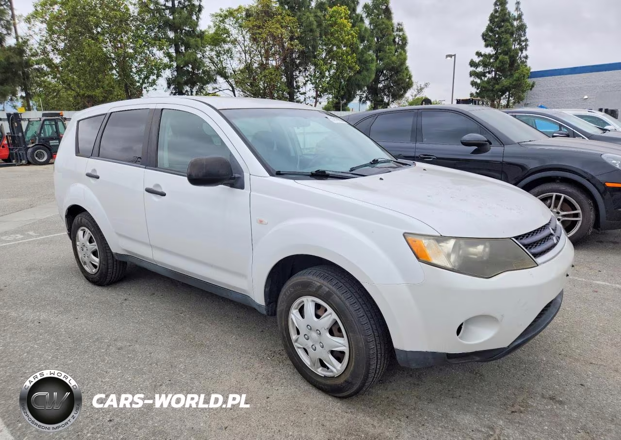 2008 Mitsubishi Outlander Es VIN:JA4LS21W38Z005328 - 4