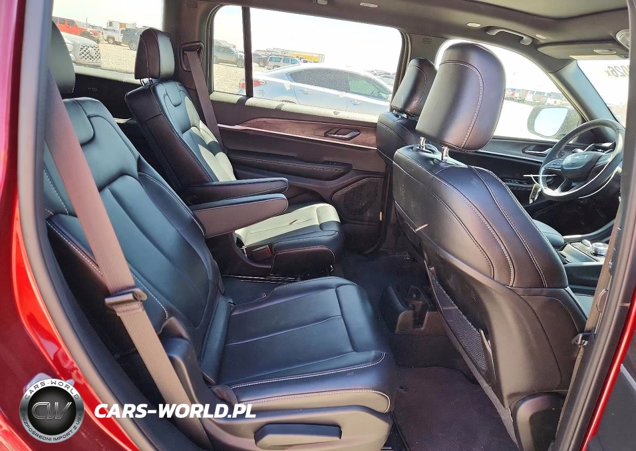 2025 Jeep Grand Cherokee L Limited VIN:1C4RJKBG1S8779990 - 11