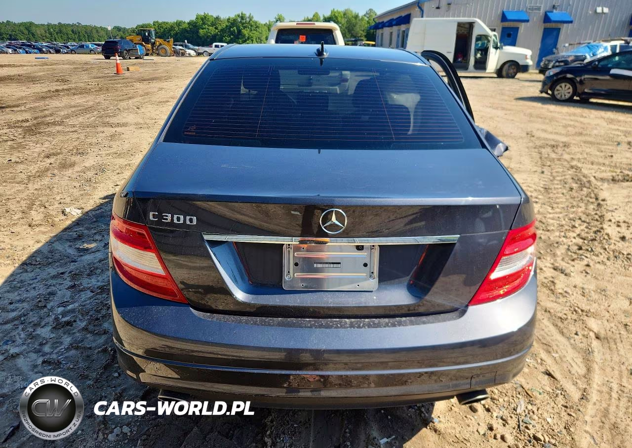 2010 Mercedes-Benz C 300 VIN:WDDGF5EB0AR108111 - 6