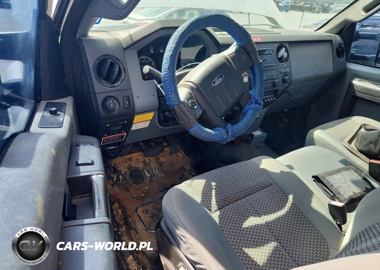 2012 Ford F450 Super Duty Bucket Truck VIN:1FDUF4GY8CEA14332 - 7