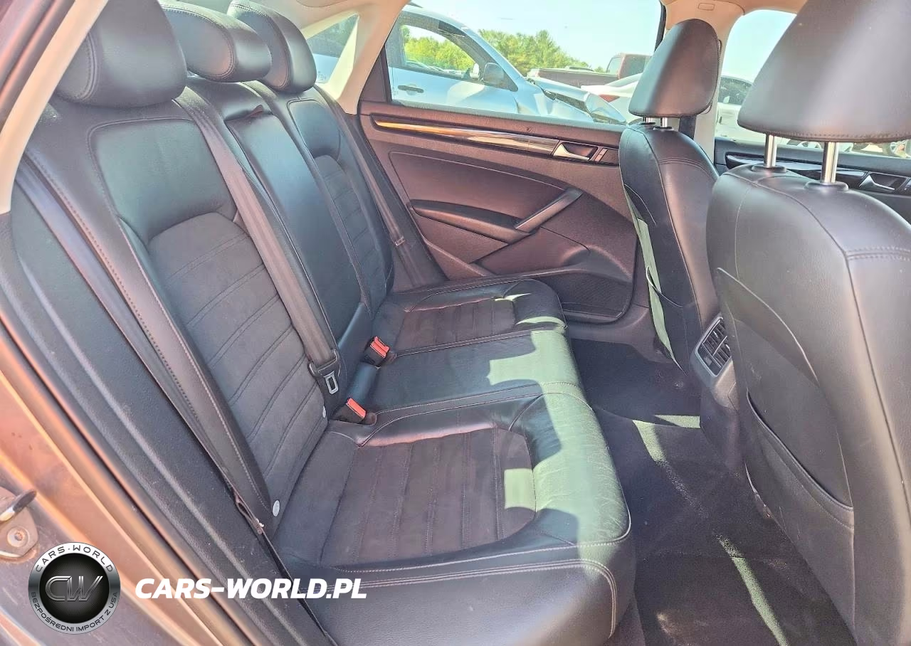 2014 Volkswagen Passat Sel VIN:1VWCN7A38EC010178 - 10
