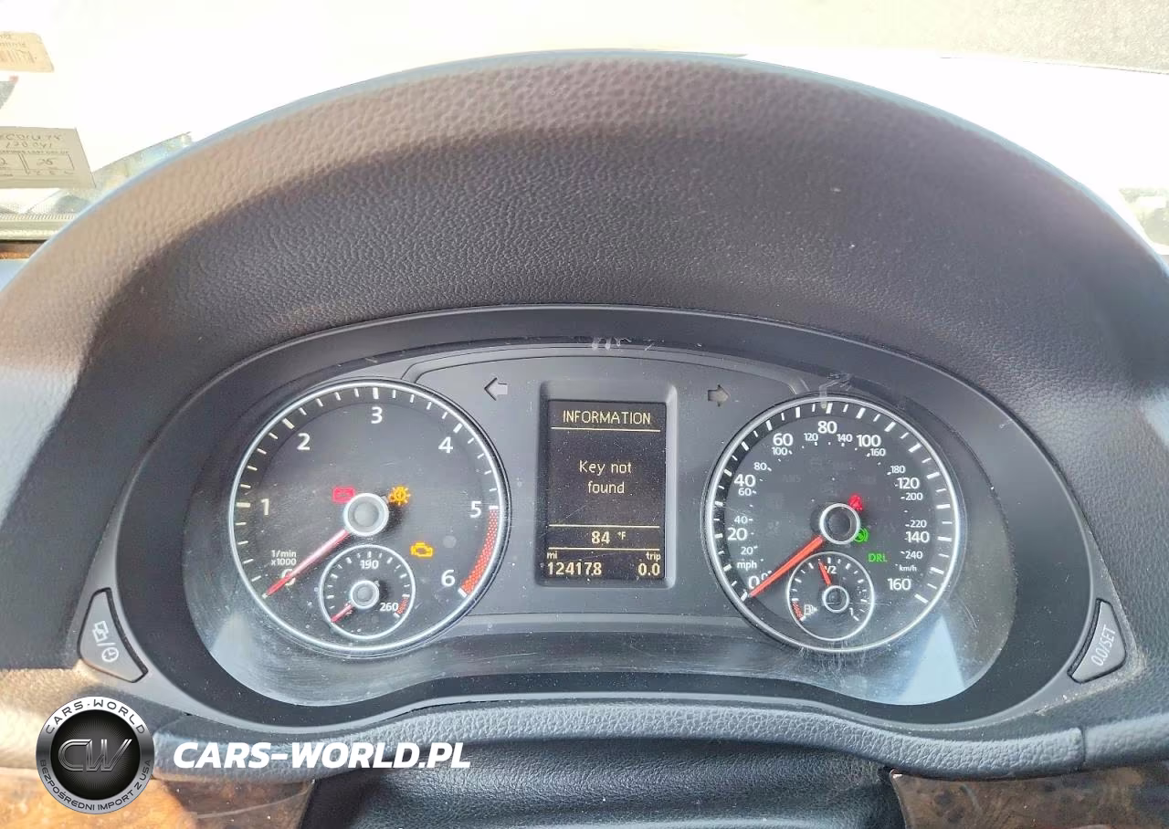 2014 Volkswagen Passat Sel VIN:1VWCN7A38EC010178 - 9