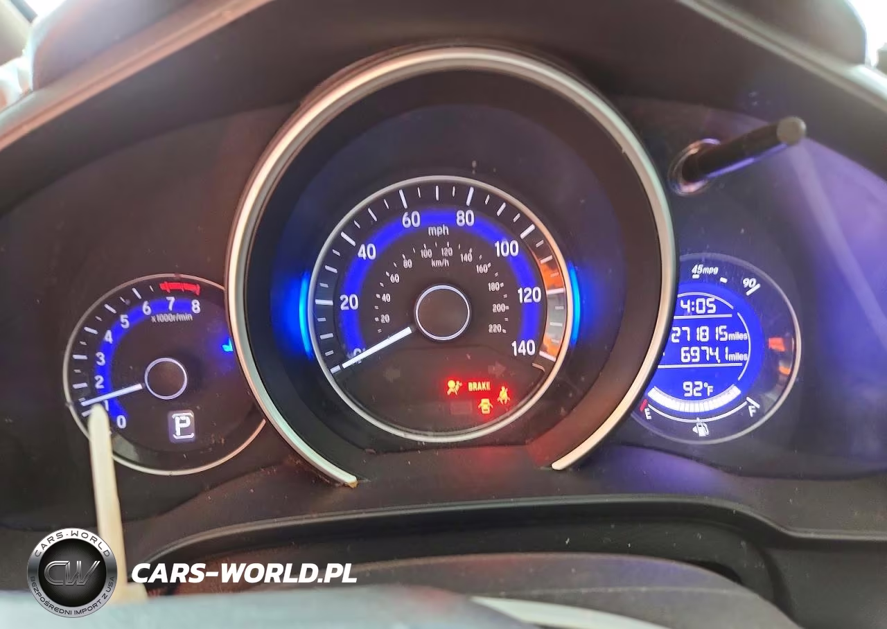 2015 Honda Fit Lx VIN:3HGGK5H5XFM741527 - 9