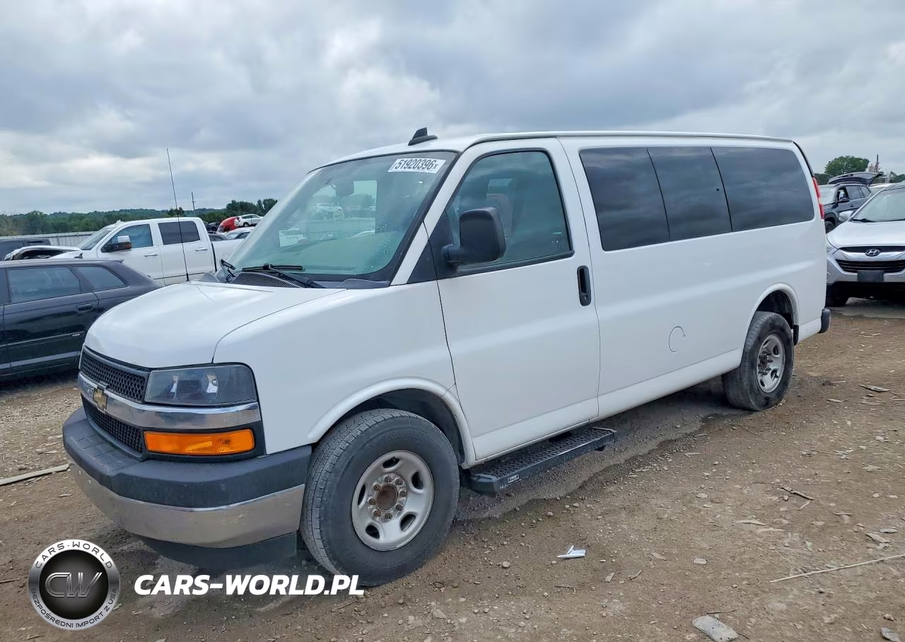 2018 Chevrolet Express G2500 Lt