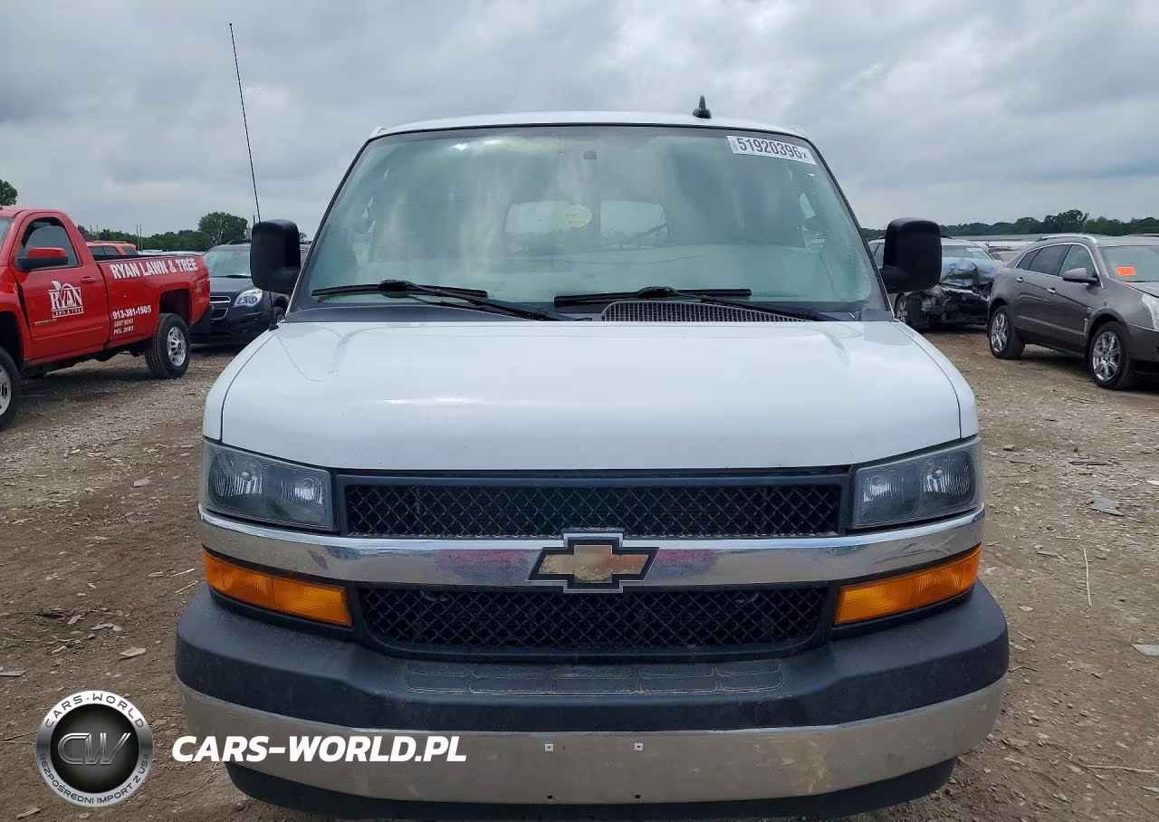 2018 Chevrolet Express G2500 Lt VIN:1GAWGFFG6J1242194 - 5