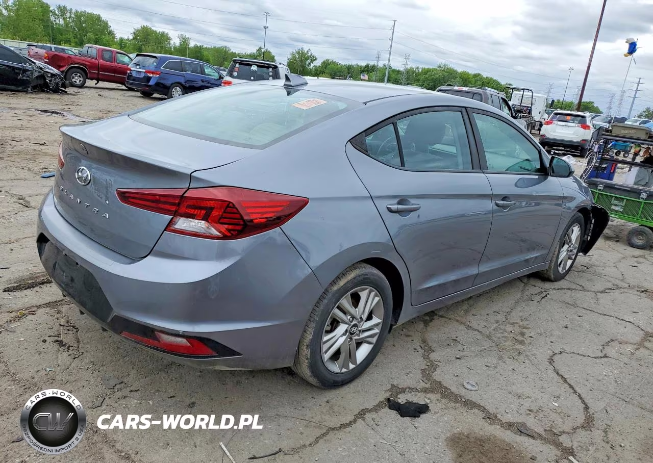 2019 Hyundai Elantra Sel VIN:KMHD84LF1KU812903 - 3