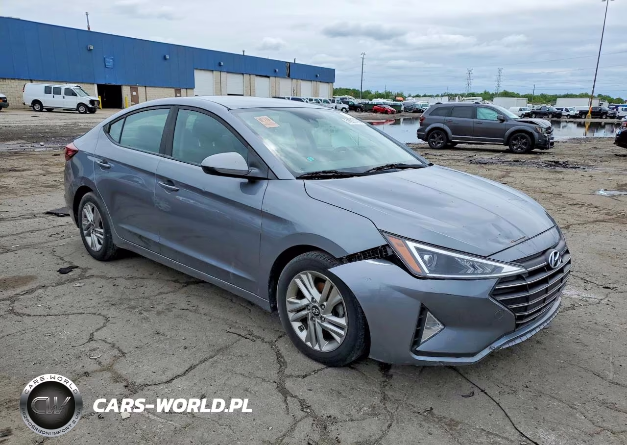 2019 Hyundai Elantra Sel VIN:KMHD84LF1KU812903 - 4