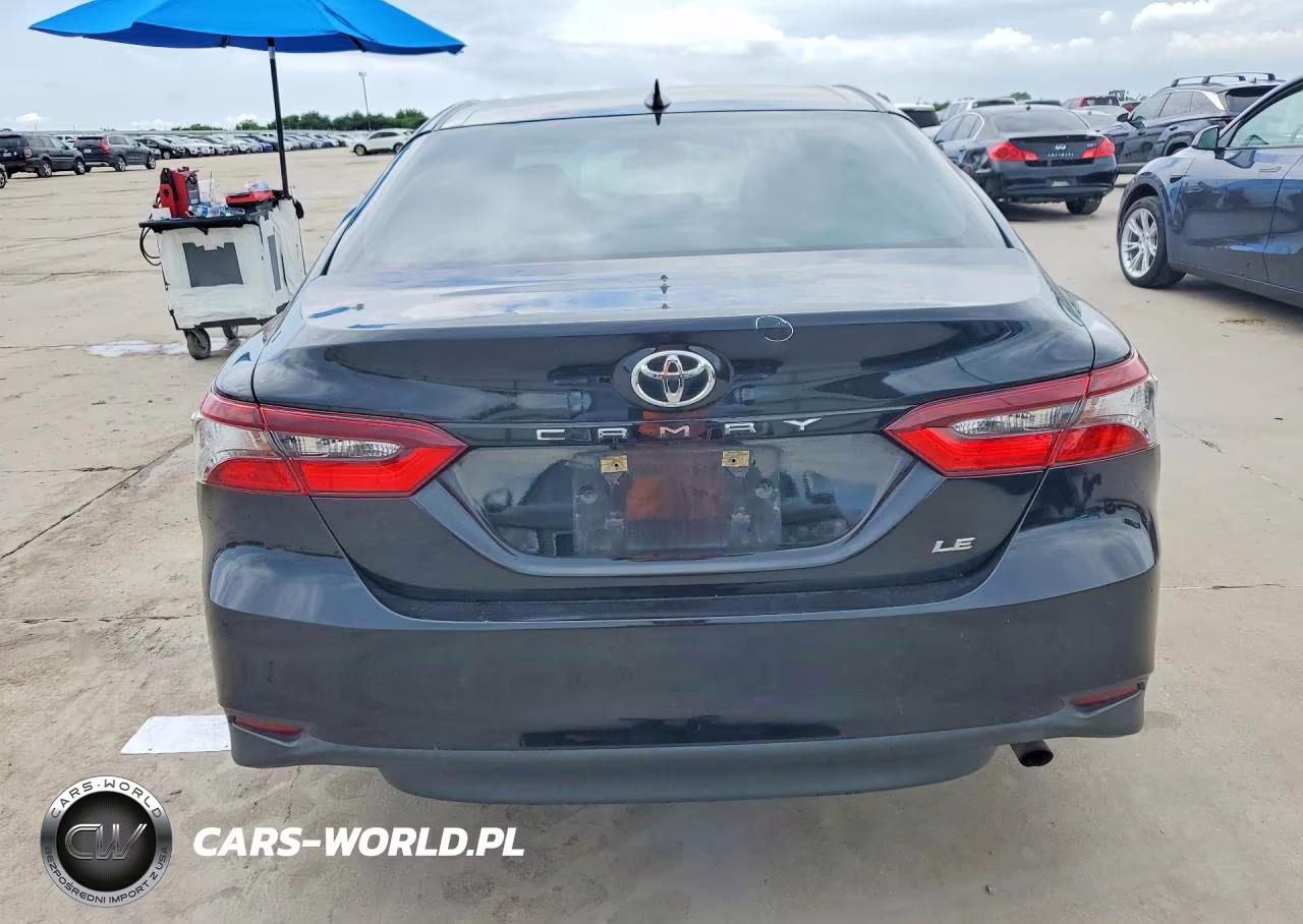 2021 Toyota Camry Le VIN:4T1C11AK1MU451450 - 6