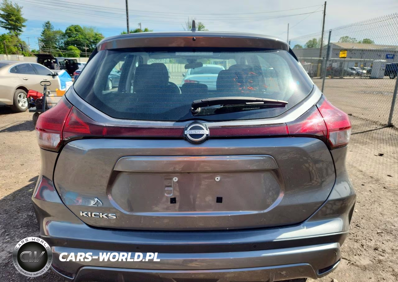 2023 Nissan Kicks S VIN:3N1CP5BVXPL569646 - 6
