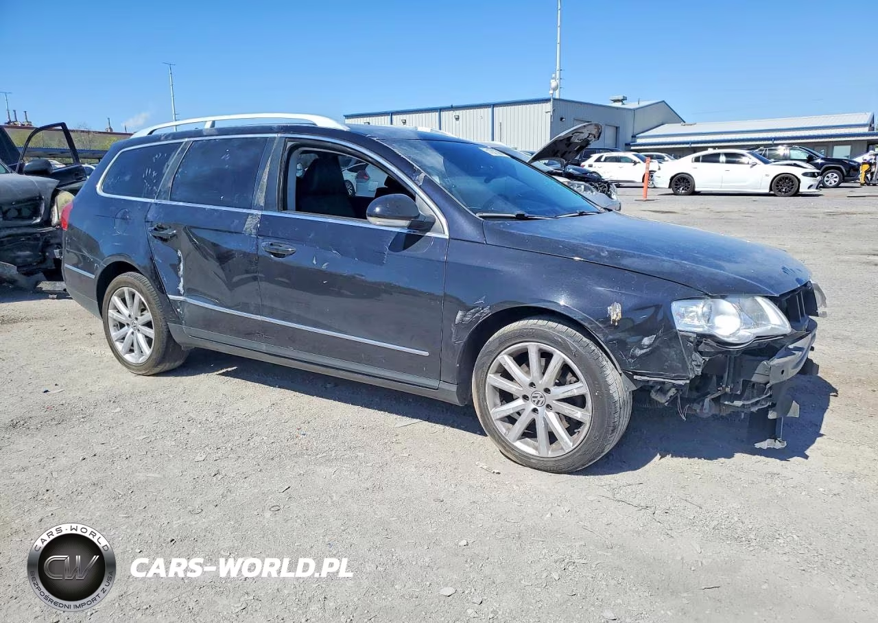 2010 Volkswagen Passat Komfort VIN:WVWXK7AN0AE003285 - 4