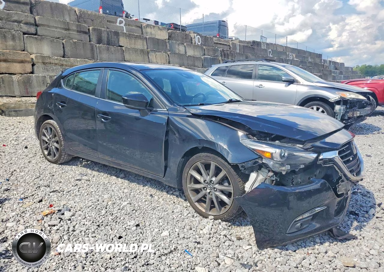 2018 Mazda 3 Grand Touring VIN:3MZBN1M36JM270852 - 4