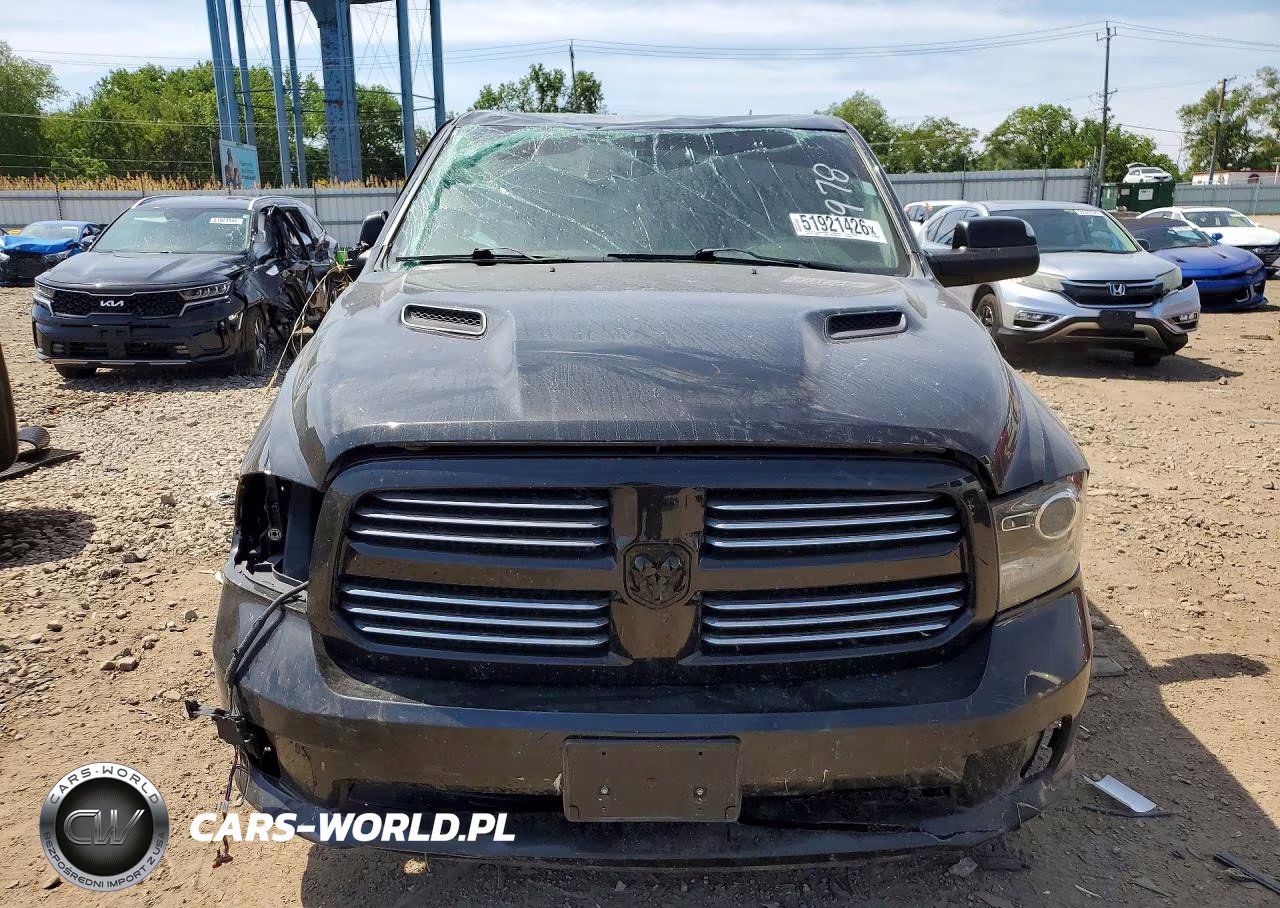 2015 Ram 1500 Sport VIN:1C6RR7MT6FS699231 - 5