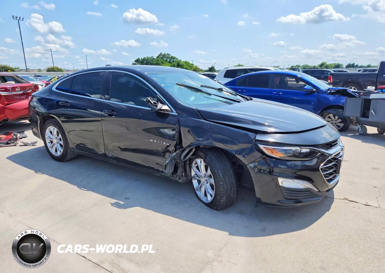 2019 Chevrolet Malibu Lt VIN:1G1ZD5ST0KF181075 - 4