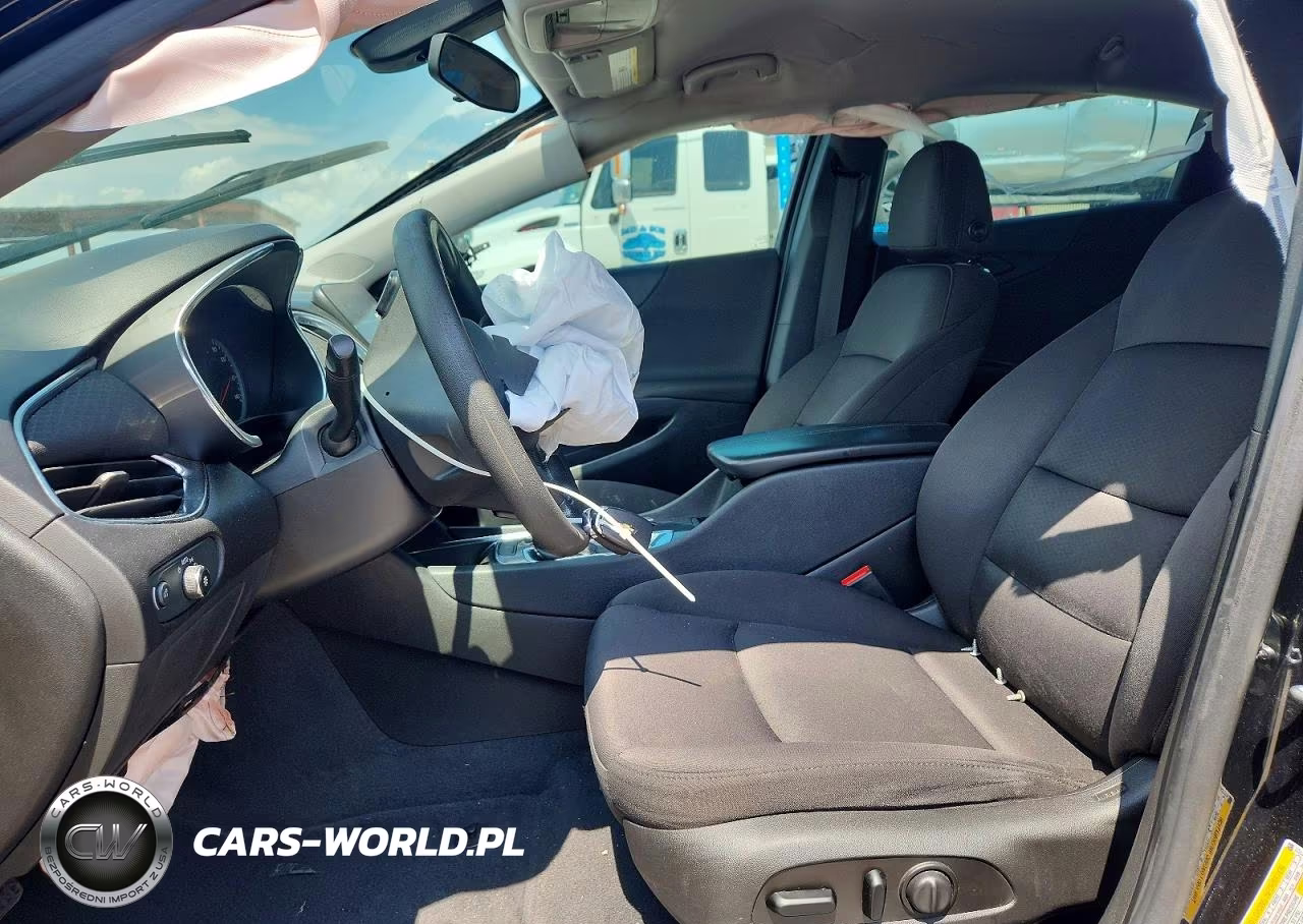 2019 Chevrolet Malibu Lt VIN:1G1ZD5ST0KF181075 - 7