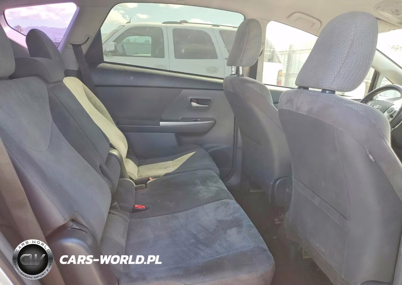 2013 Toyota Prius V Three VIN:JTDZN3EU1D3197433 - 10