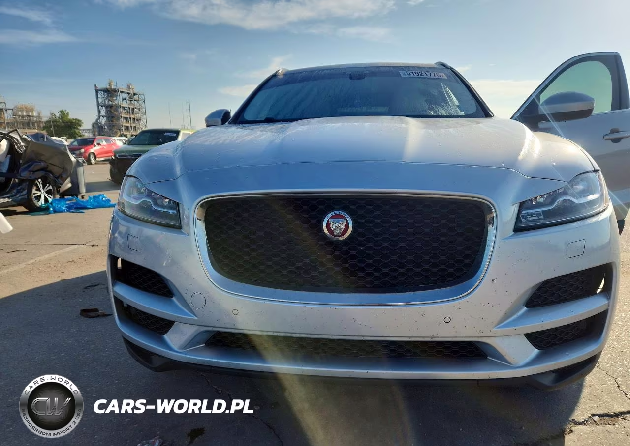 2018 Jaguar F-Pace Prestige VIN:SADCK2FX5JA250387 - 5