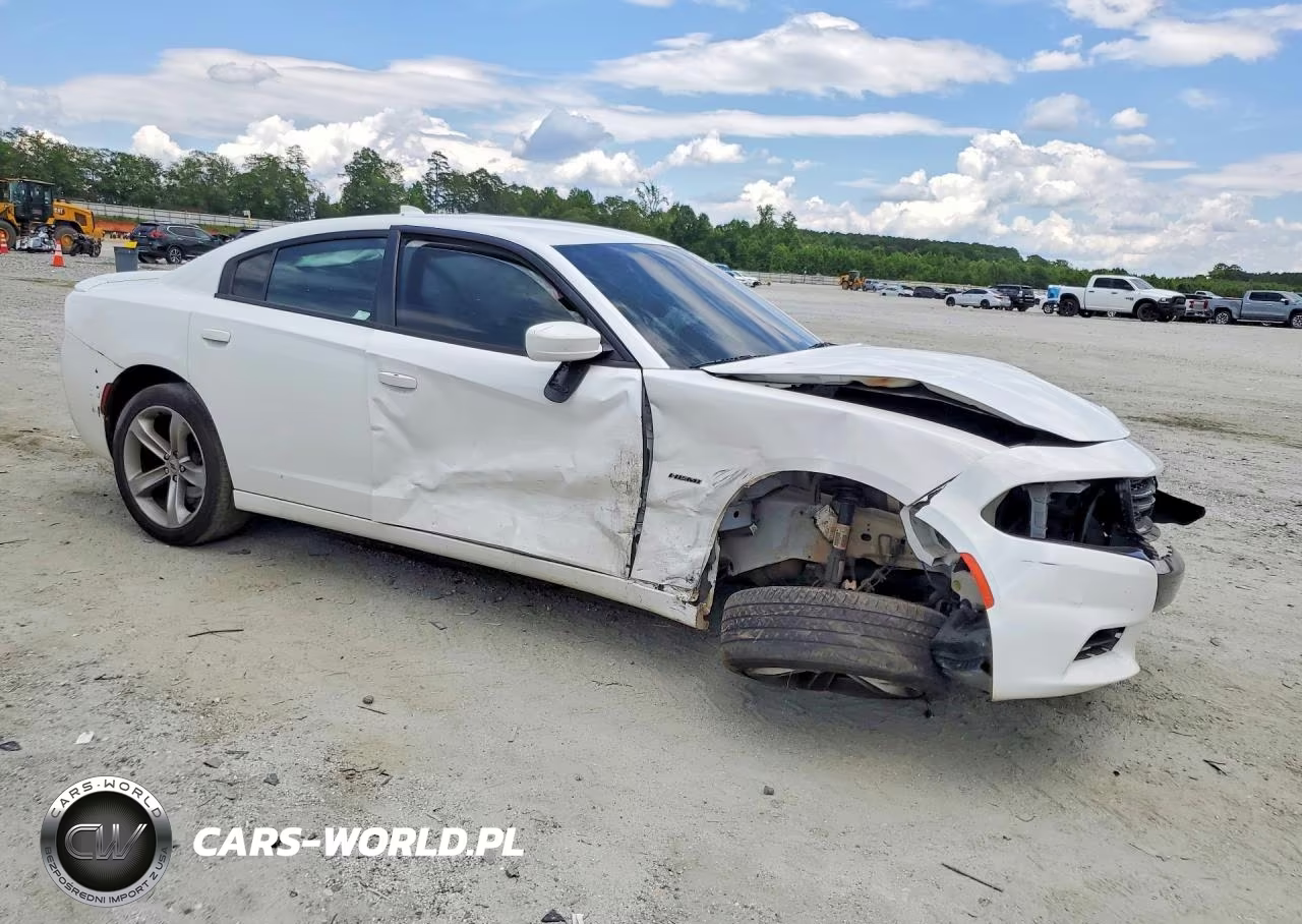 2018 Dodge Charger R VIN:2C3CDXCT9JH205821 - 4