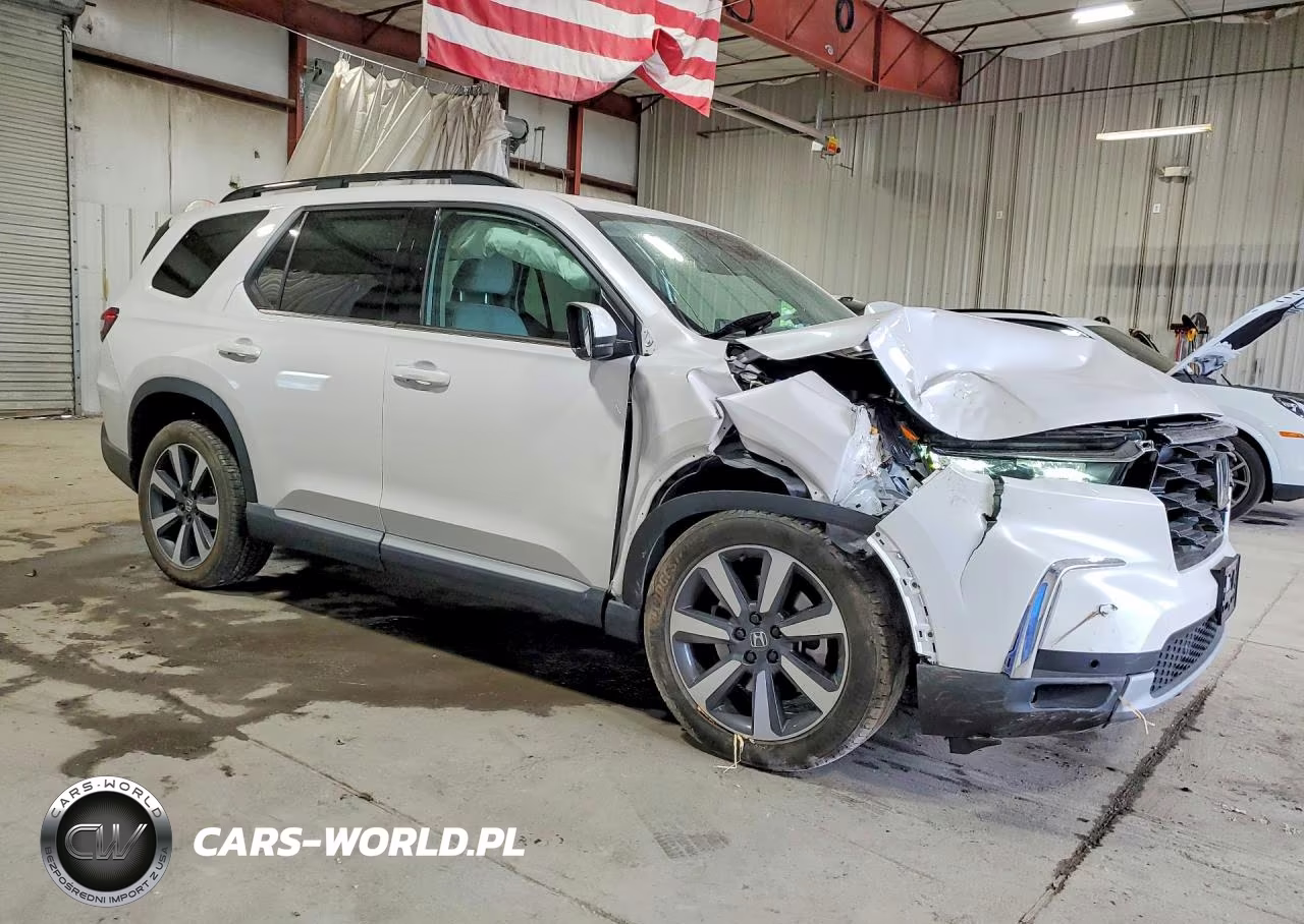 2025 Honda Pilot Touring VIN:5FNYG1H77SB022331 - 4