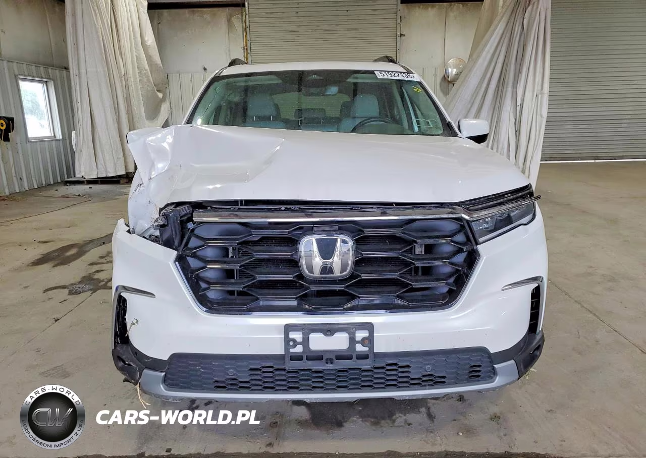 2025 Honda Pilot Touring VIN:5FNYG1H77SB022331 - 5