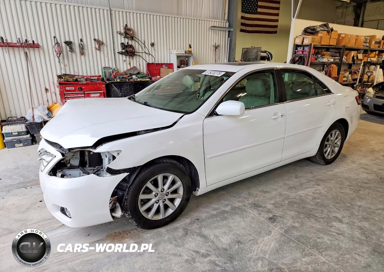 2011 Toyota Camry Xle V6 – zdjęcie 1 z 12