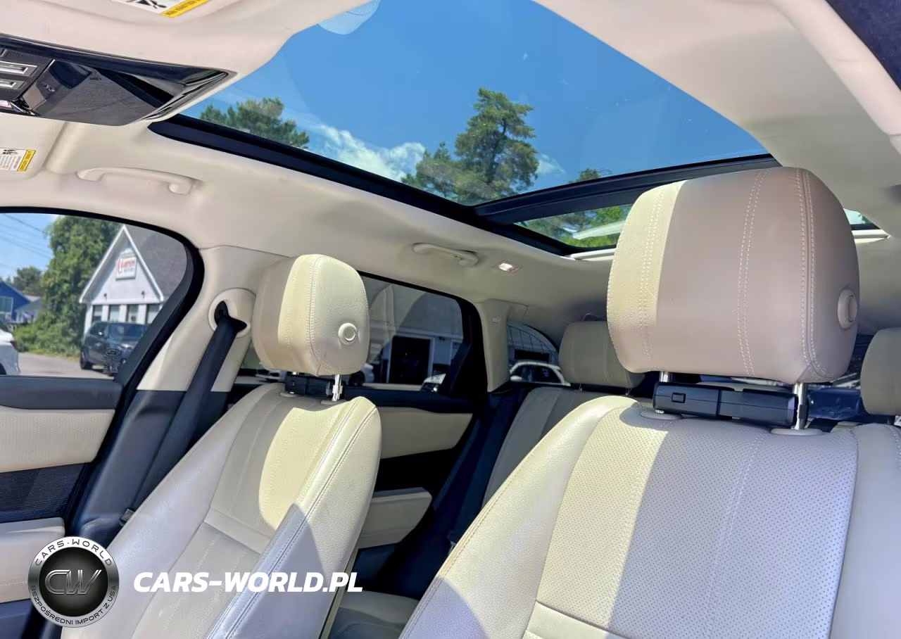 2018 Land Rover Range Rover Velar S VIN:SALYB2RX6JA724191 - 9