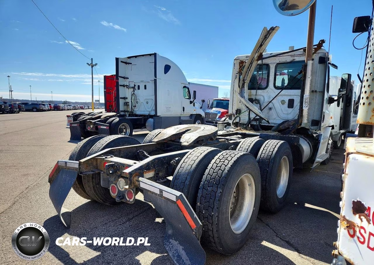 2016 Freigliner Cascadia 113 VIN:3AKJGBDVXGSGZ1029 - 4