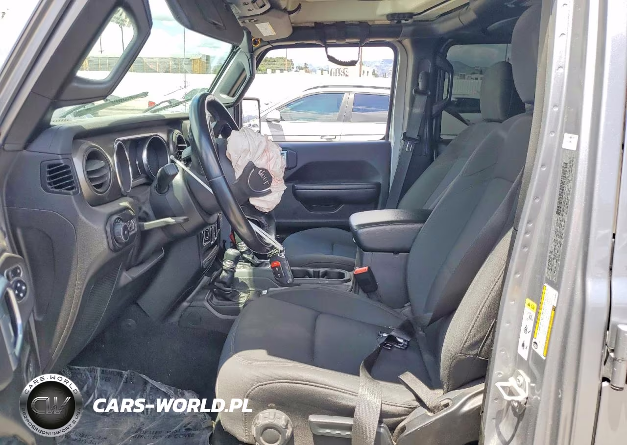 2020 Jeep Wrangler Unlimited Sport VIN:1C4HJXDG8LW104933 - 7