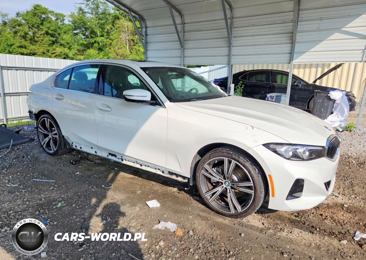 2024 BMW 330I VIN:3MW69FF04R8E04154 - 4