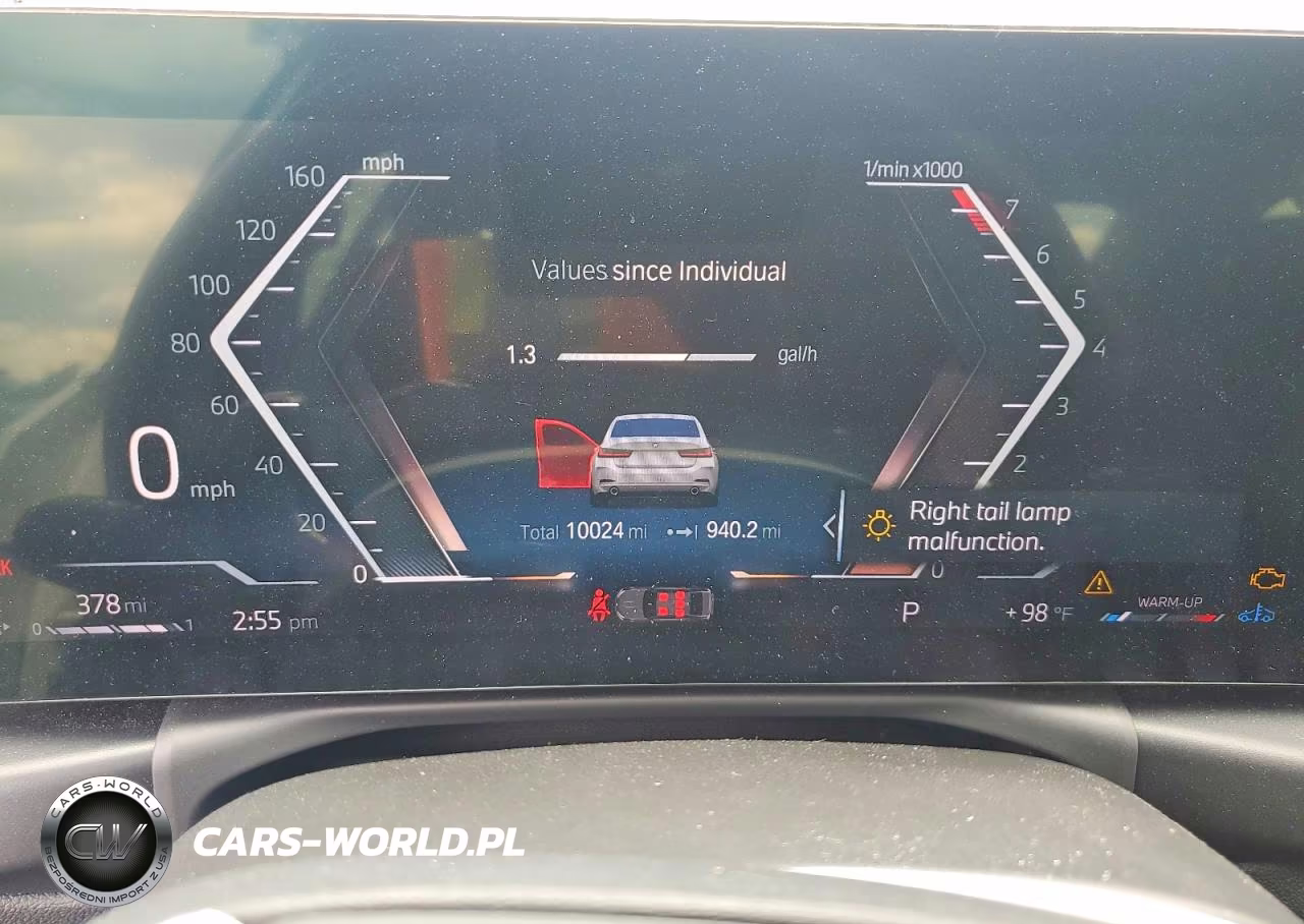 2024 BMW 330I VIN:3MW69FF04R8E04154 - 9