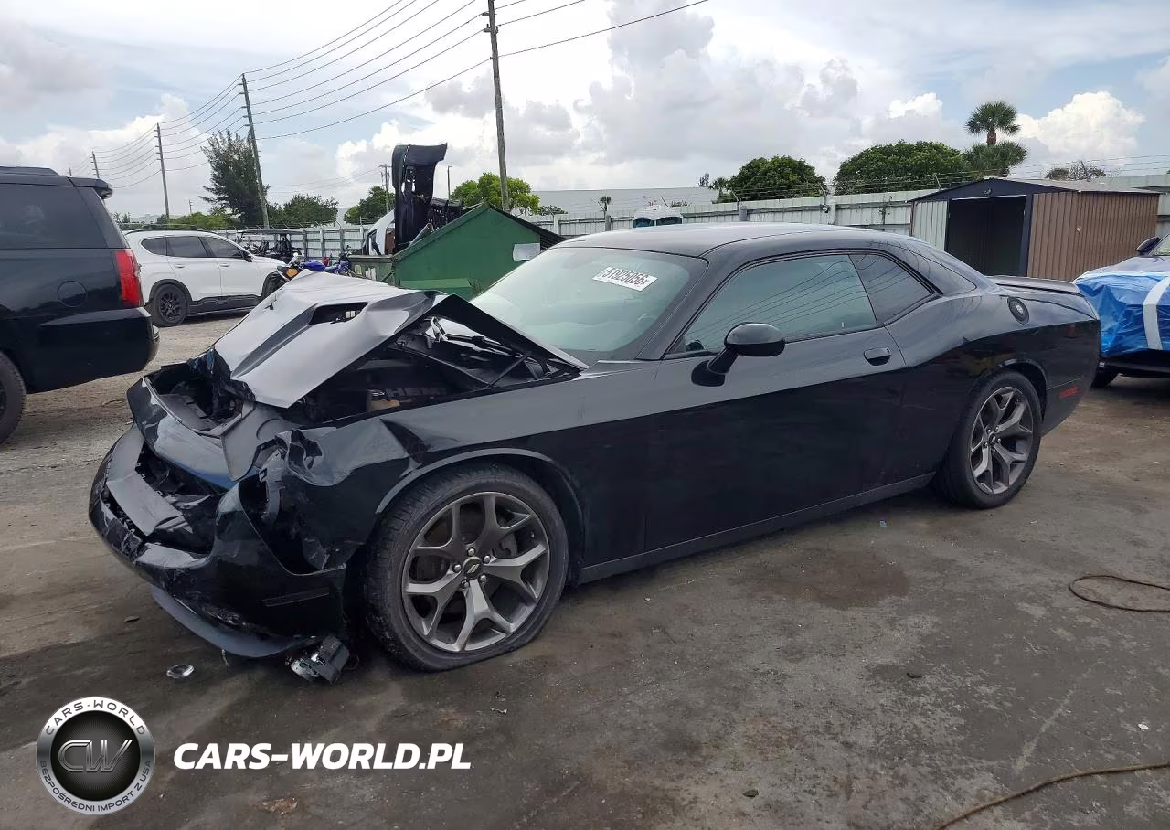2015 Dodge Challenger Sxt – zdjęcie 1 z 12