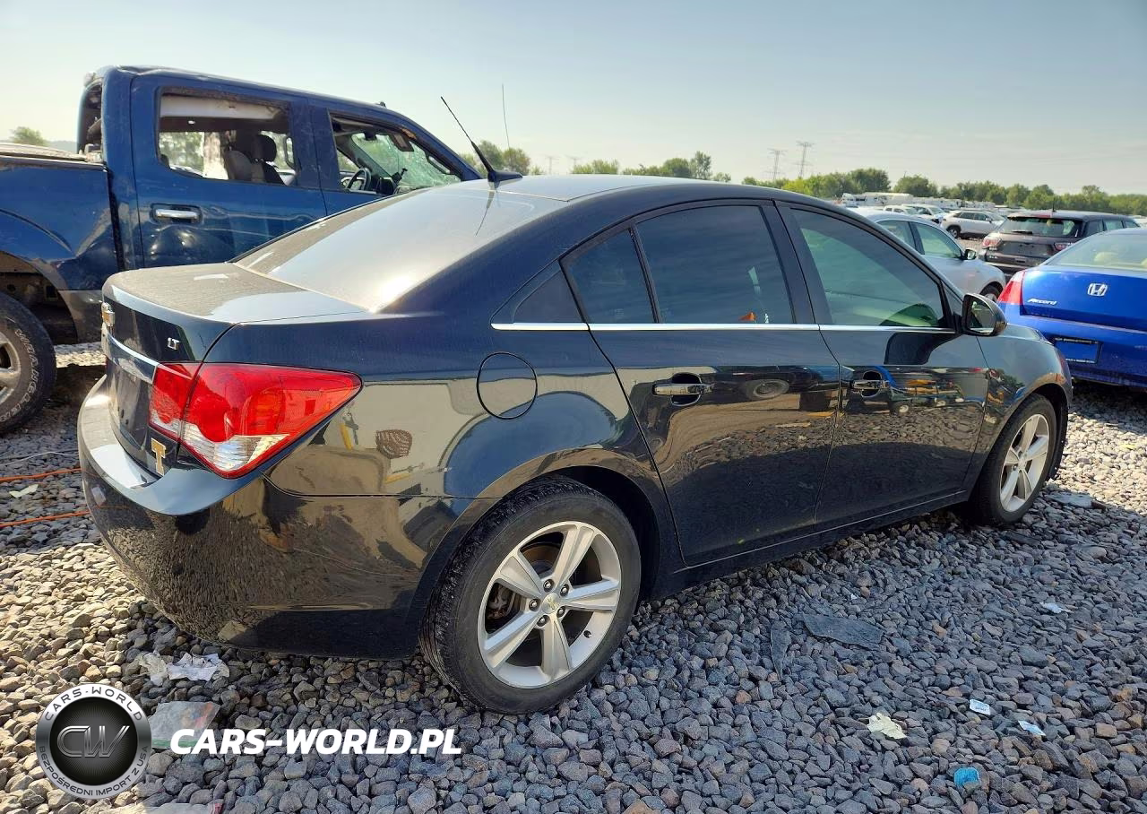 2014 Chevrolet Cruze Lt VIN:1G1PE5SB9E7306892 - 3