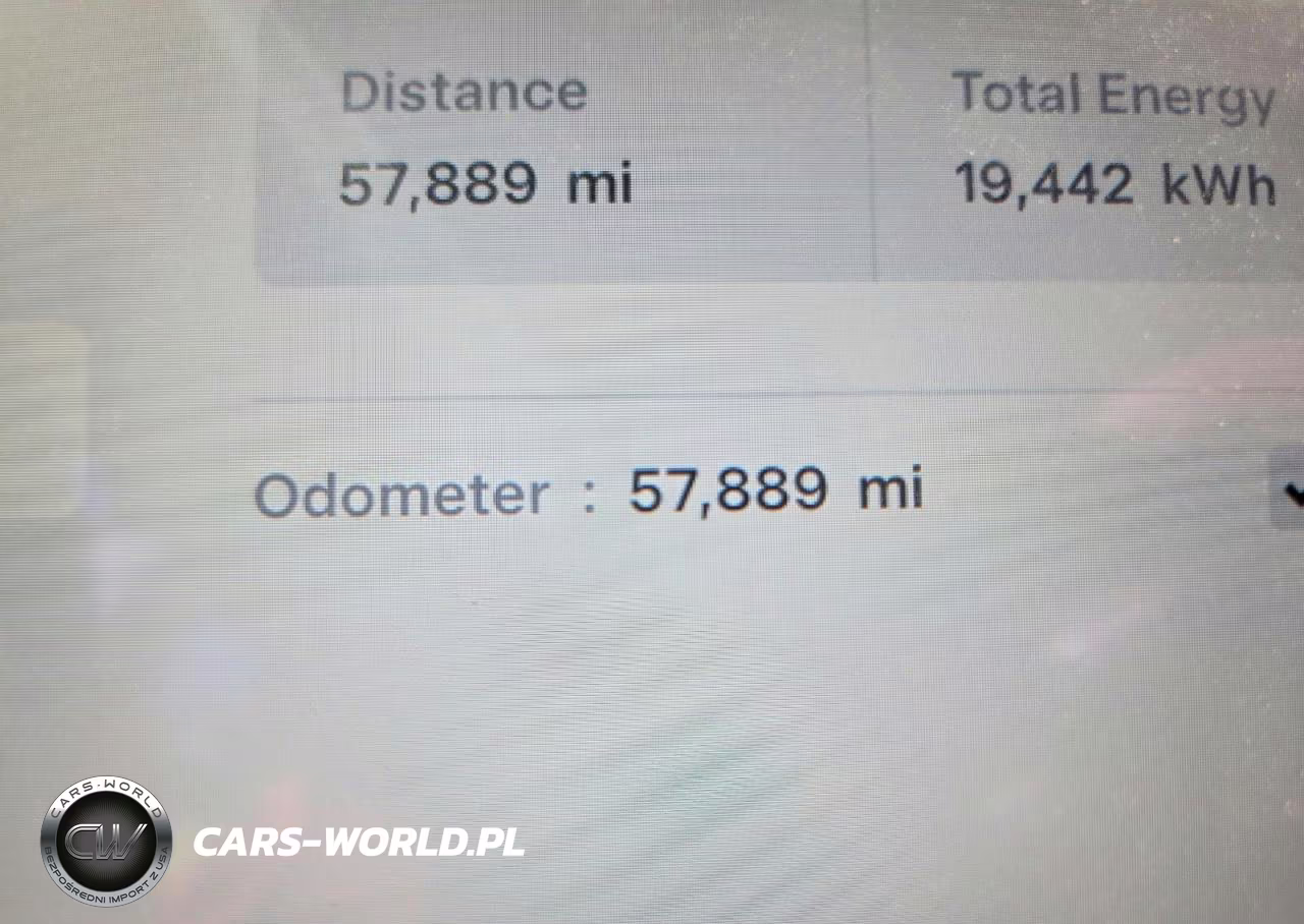 2018 Tesla Model S VIN:5YJSA1E28JF300202 - 9