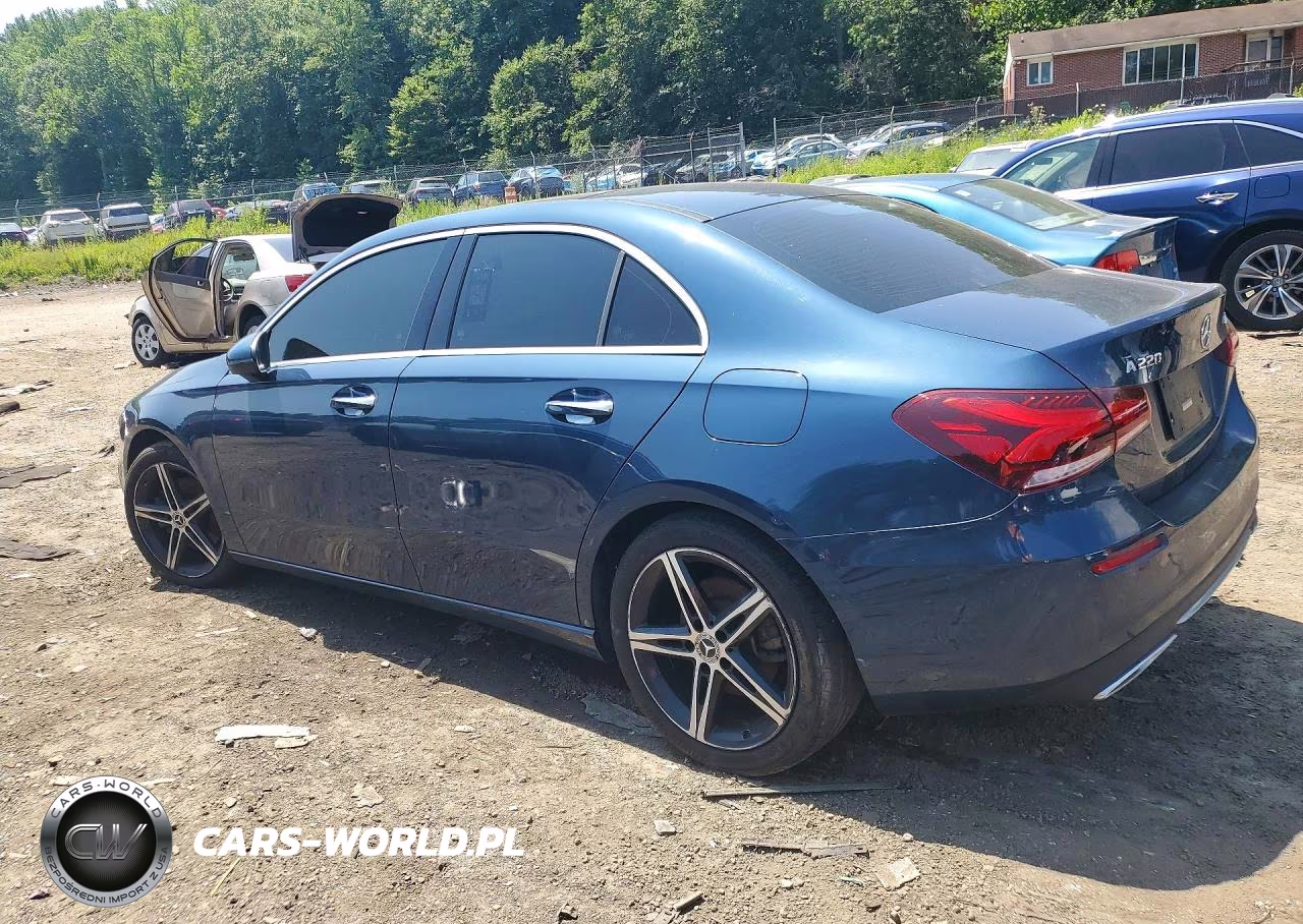 2020 Mercedes-Benz A 220 4Matic VIN:W1K3G4FB0LJ237911 - 2