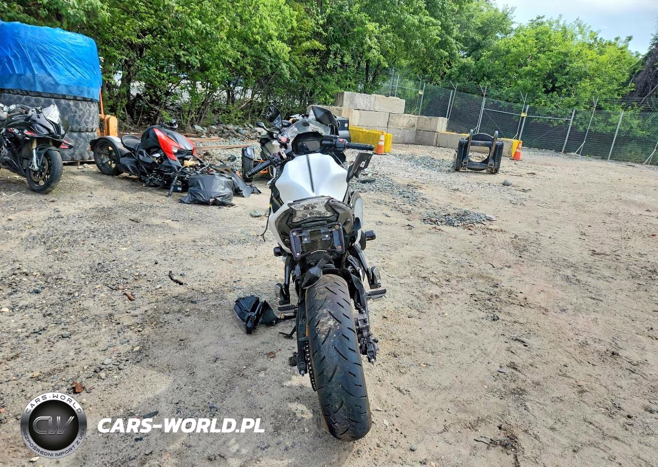 2020 Kawasaki Ex650 N VIN:ML5EXEN16LDA13247 - 4