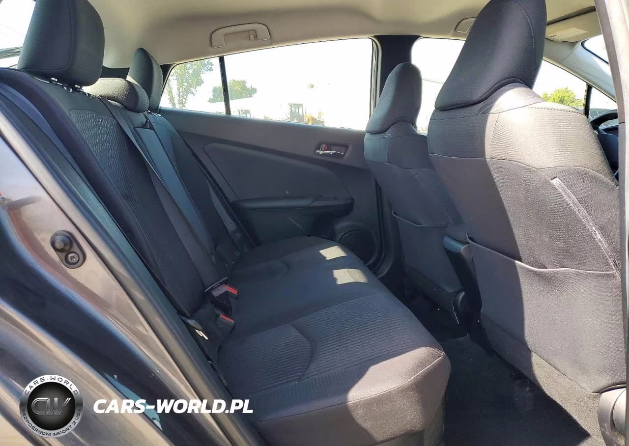 2016 Toyota Prius Two VIN:JTDKBRFU8G3516617 - 10