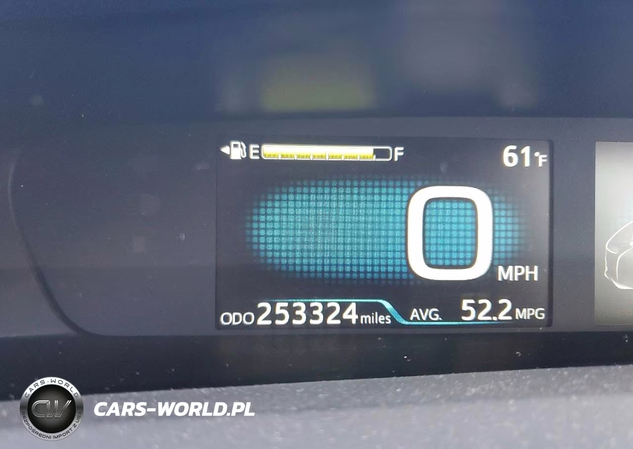 2016 Toyota Prius Two VIN:JTDKBRFU8G3516617 - 9