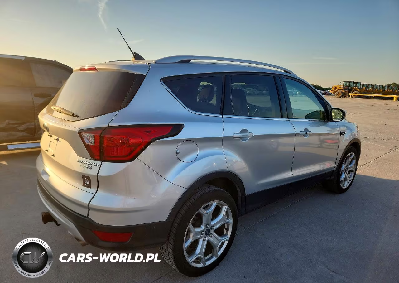 2019 Ford Escape Titanium VIN:1FMCU9J95KUA82155 - 3