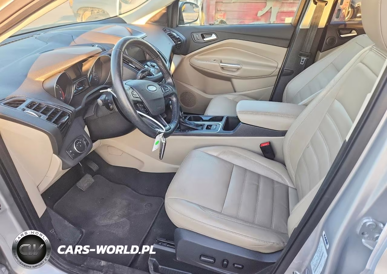 2019 Ford Escape Titanium VIN:1FMCU9J95KUA82155 - 7