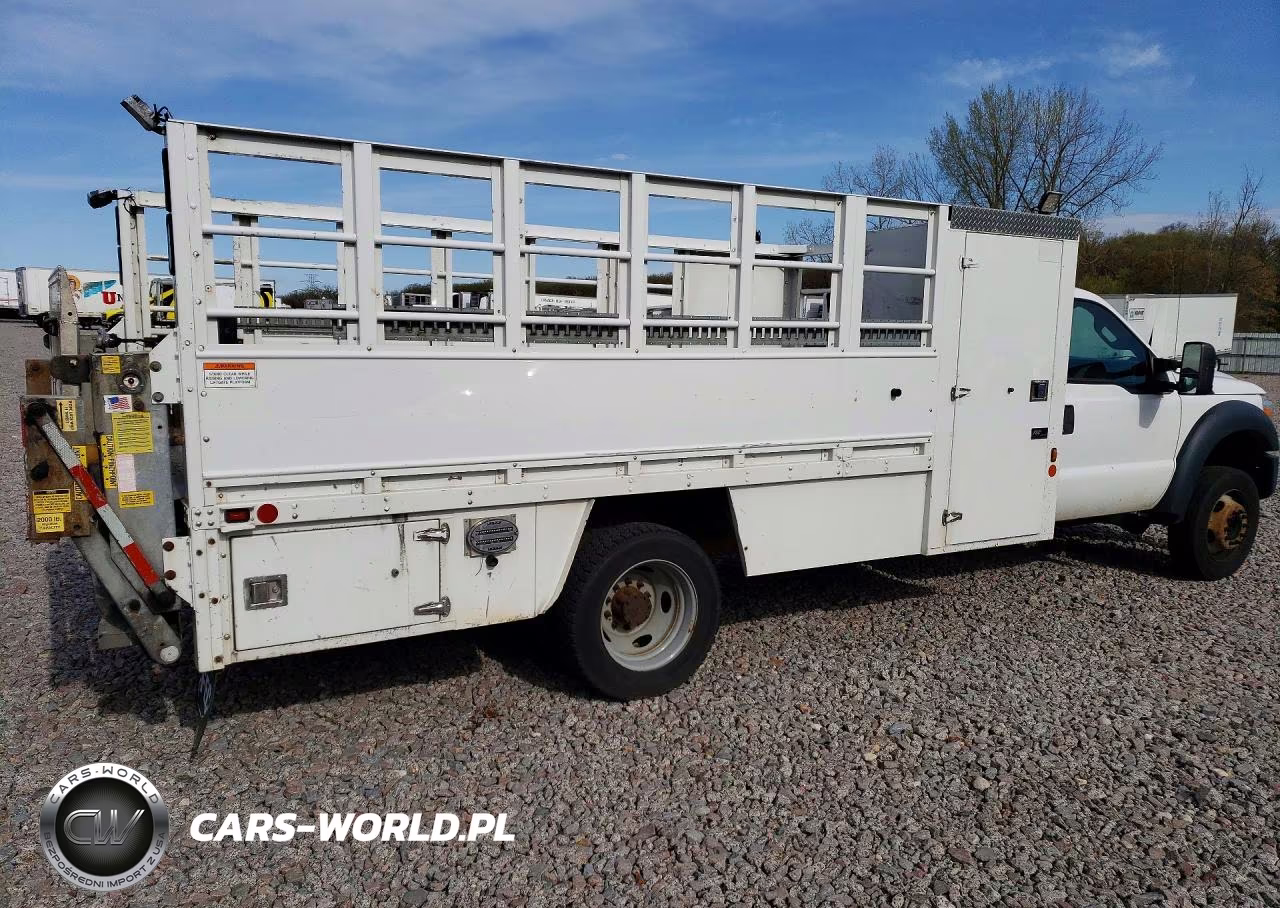 2015 Ford F550 Super Duty VIN:1FDUF5GYXFEA47374 - 3