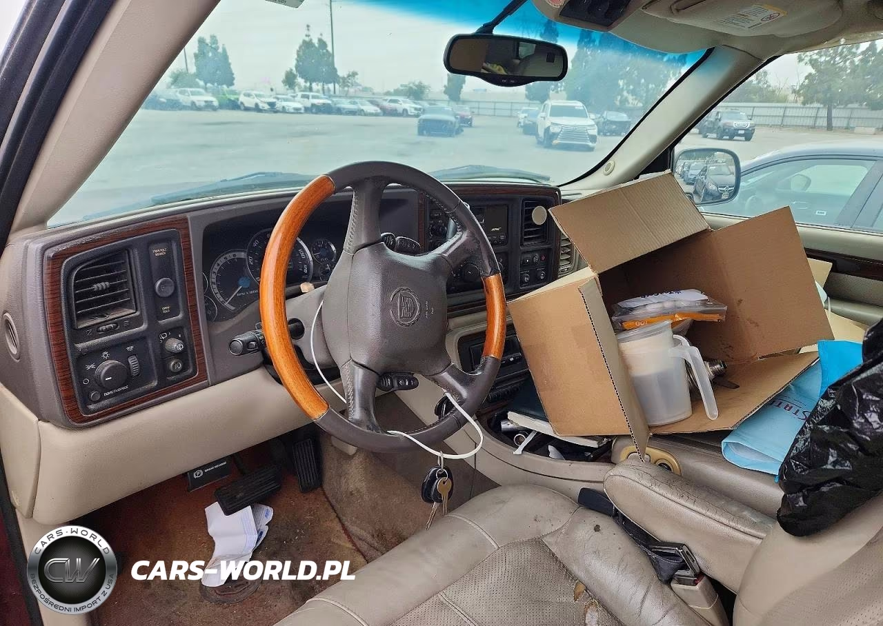 2002 Cadillac Escalade Luxury VIN:1GYEK63N92R289916 - 8